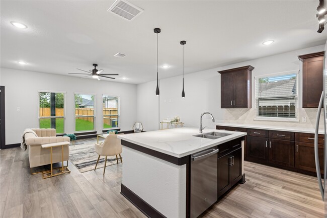 Photo - 4435 Maggie St Unidad B