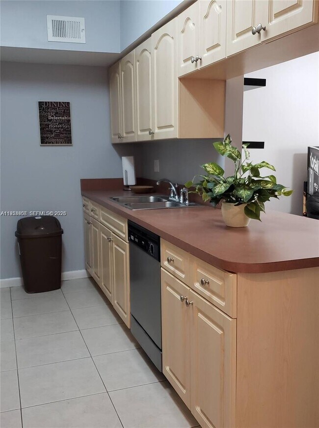 Photo - 18316 NW 68th Ave Unit C