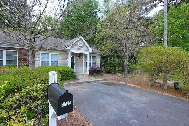 Photo - 3705 Votive Ln