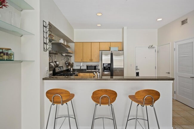 Photo - 445 Island Ave Unidad 713 Rental