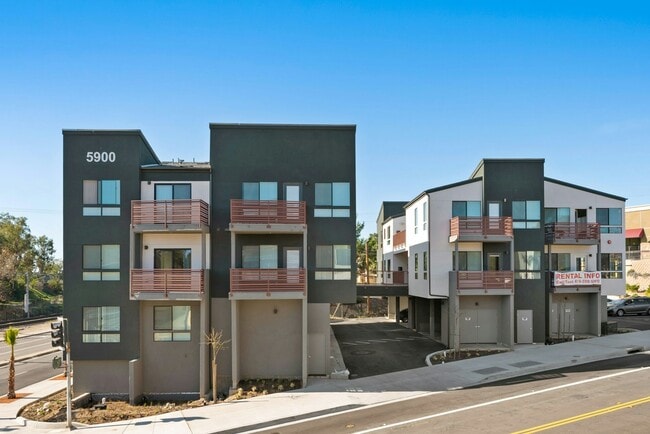 Photo - 5900 Severin Dr Unit 303