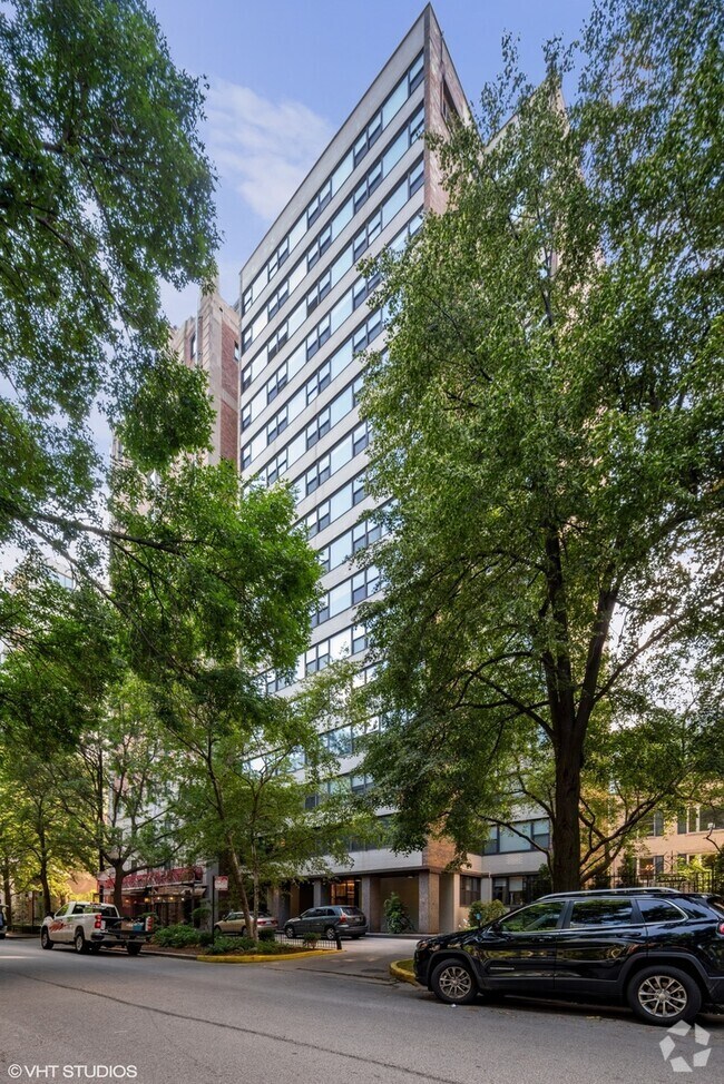 Building Photo - 1540 N State Pkwy Unit 10C Rental