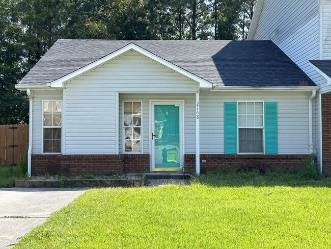 Building Photo - Welcome to Brandymill Lane!