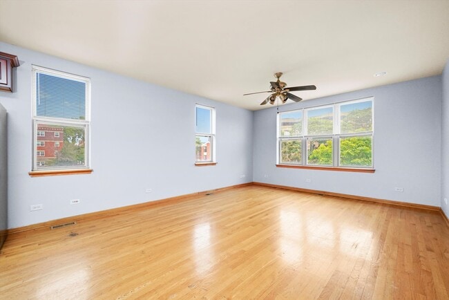 Photo - 6220 S Kenwood Ave Unit 2N