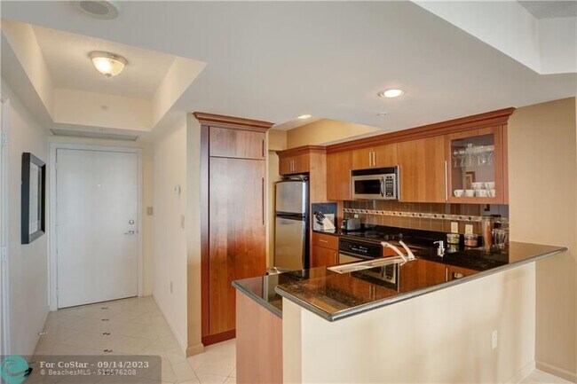 Photo - 401 SW 4th Ave Unidad 808