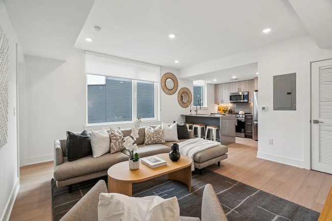 Photo - 2000 Dreer St Unidad 1 Bedroom