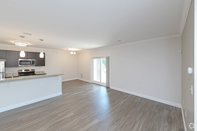 2 BR, 2 BA