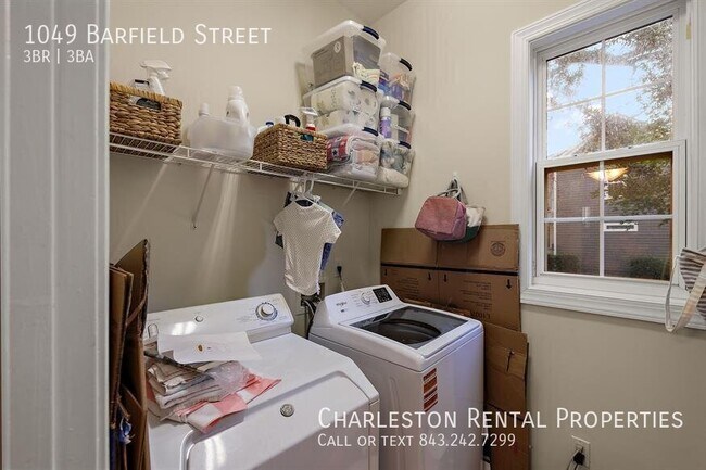 Photo - 1049 Barfield St