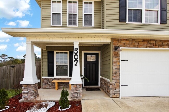 Photo - 507 Eisenhower Dr