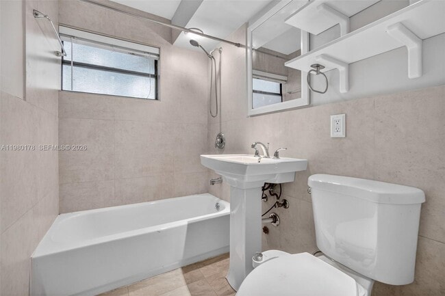 Photo - 3265 Virginia St Unidad 9