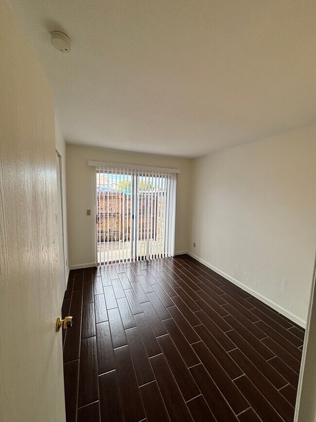 Photo - Available Now! Unidad 1140 Tucson