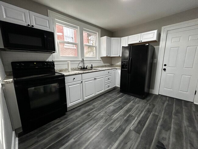 Photo - 3 Madison Ct Townhome
