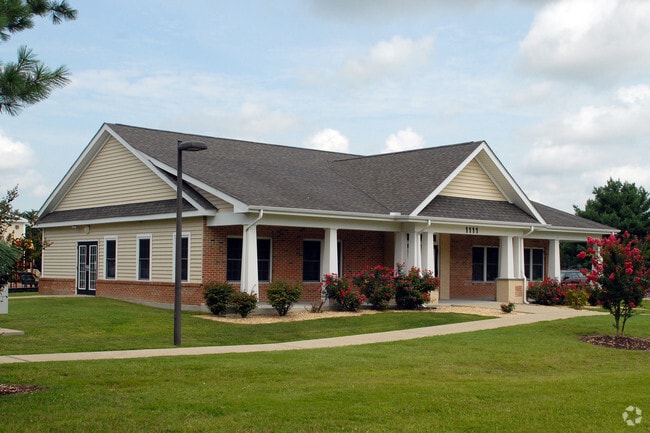 Photo - Hollybrook Farms Apartments