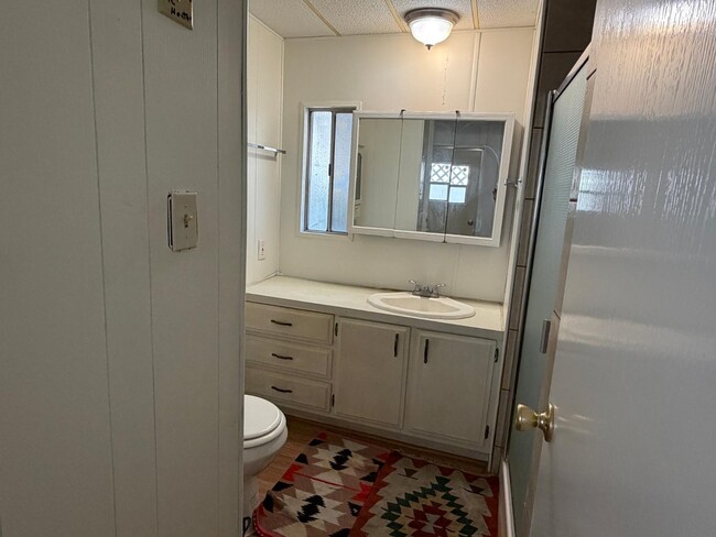 Photo - 345 S 58th St