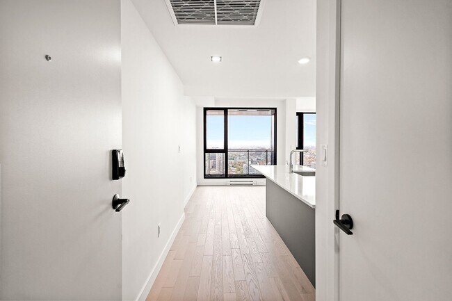 Photo - 1245 Rue de Bleury Unit 4302