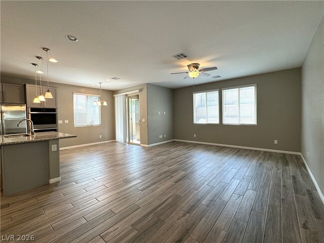 Photo - 12545 Skylight View St