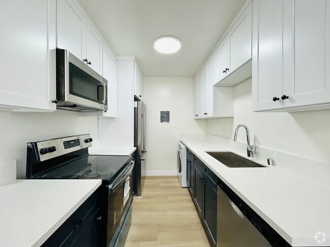 Building Photo - mit126 Unit 10-6 Rental