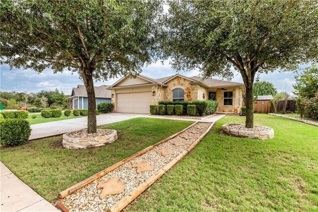 Building Photo - 107 Creston St