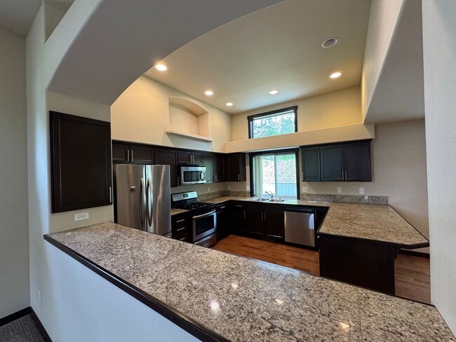 Photo - Gorgeous Mount Vernon Home 3 bedroom 2.5 Bathroom