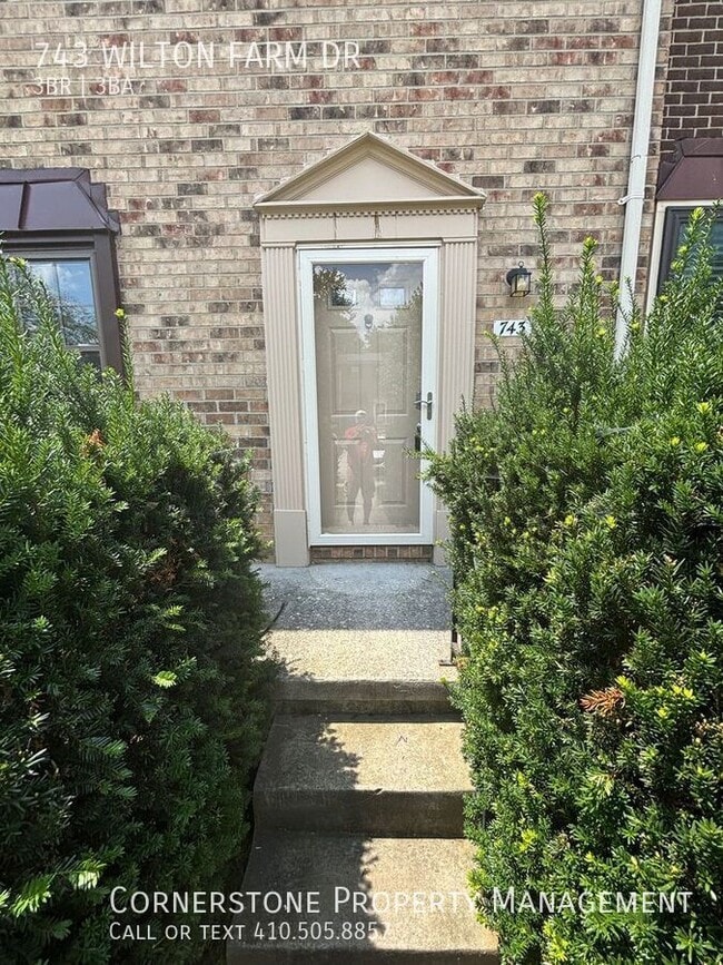 Photo - 743 Wilton Farm Dr