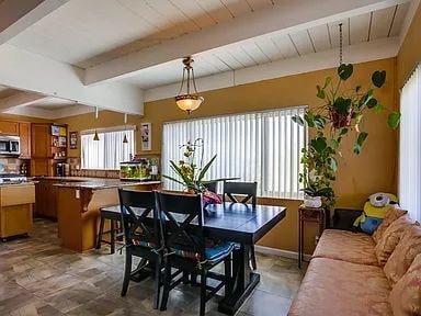 Photo - Private Furnished Bedroom for Rent – Near SDSU

Comfortable and fully furnished private bedroom a... Unidad Room 1