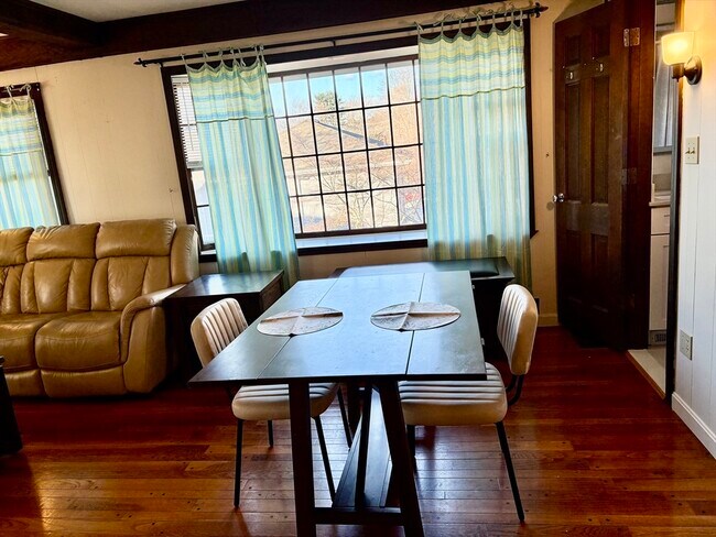 Photo - 5 Orchard Cir Unit G