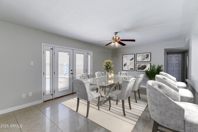 Photo - 1206 E Greenway Dr