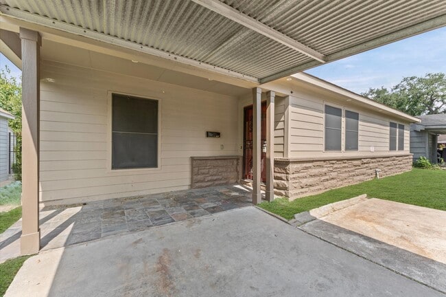 Photo - 5107 Gren St