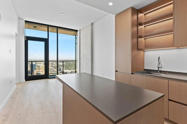 Photo - 610 Davis St Unit 5206