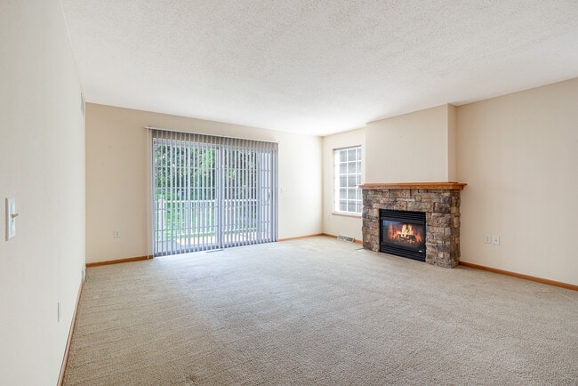 Living Area - Hunter's Trail