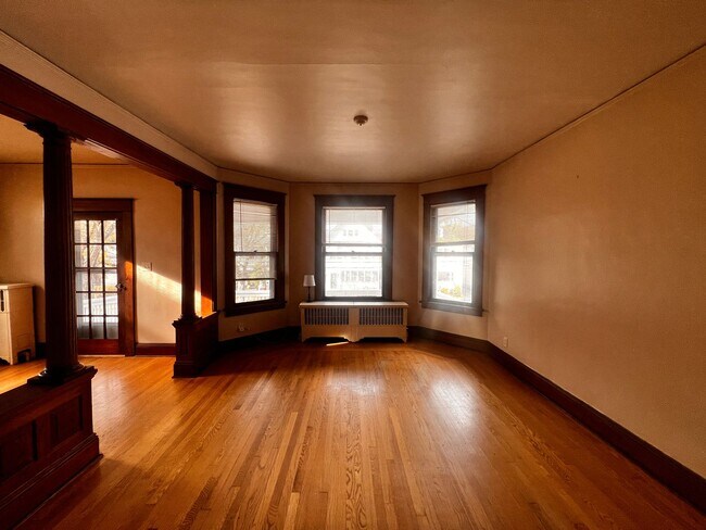 Photo - 64 Summit Ave Unidad Floor 2