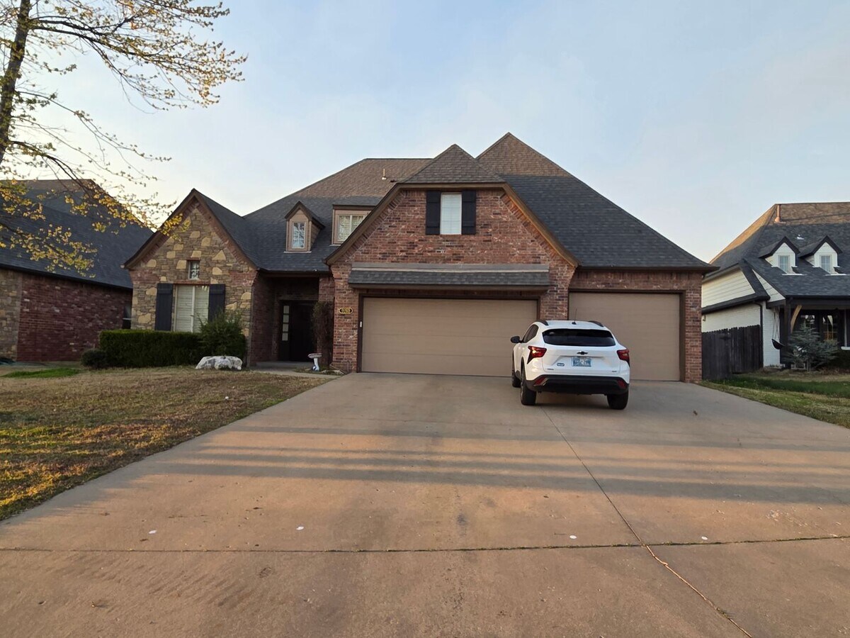 COMING SOON!!! AVAILABLE APRIL 1, 2026....BIXBY SCHOOLS! - COMING SOON!!! AVAILABLE APRIL 1, 2026....BIXBY SCHOOLS!