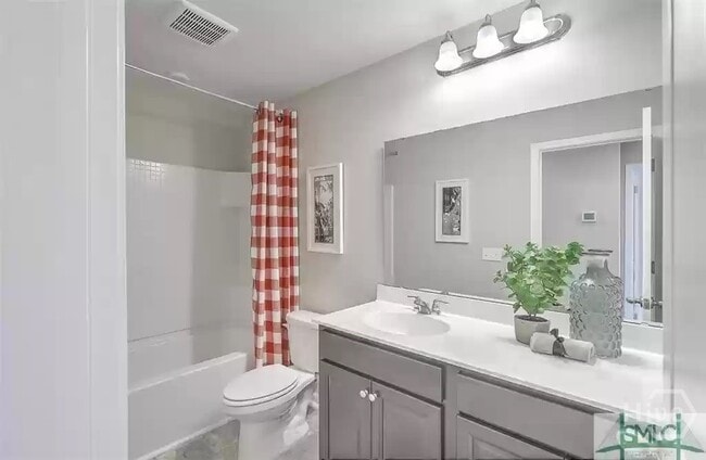 Photo - 172 Benelli Dr