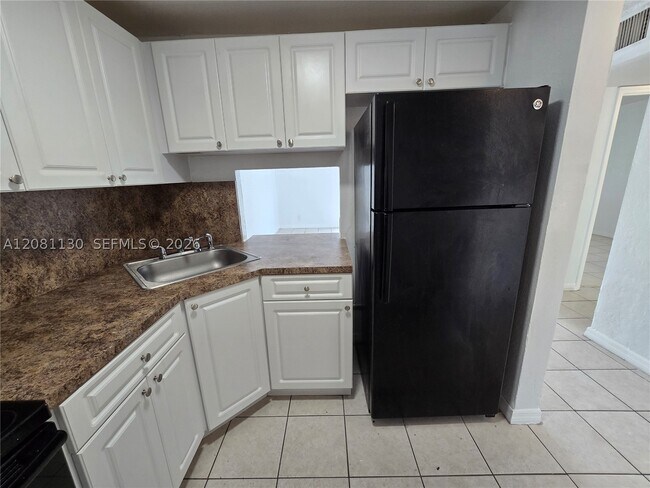 Photo - 4550 NW 9th St Unit 310E