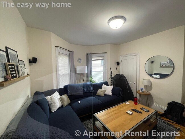 Photo - 23 Hall St Unidad #1