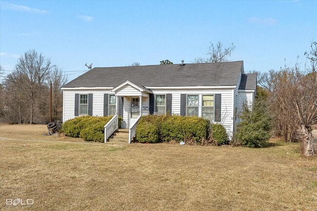 Photo - 3814 Lakeshore Dr