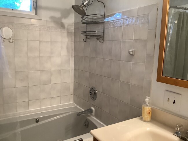 Photo - 5077 W Lake Rd