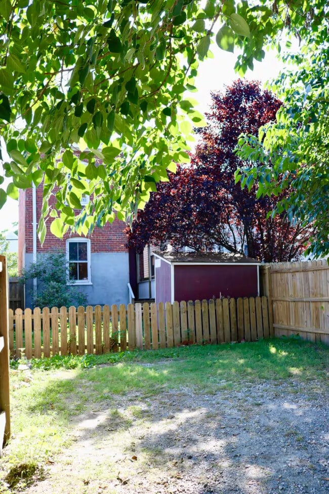 Photo - 1710 W Leigh St