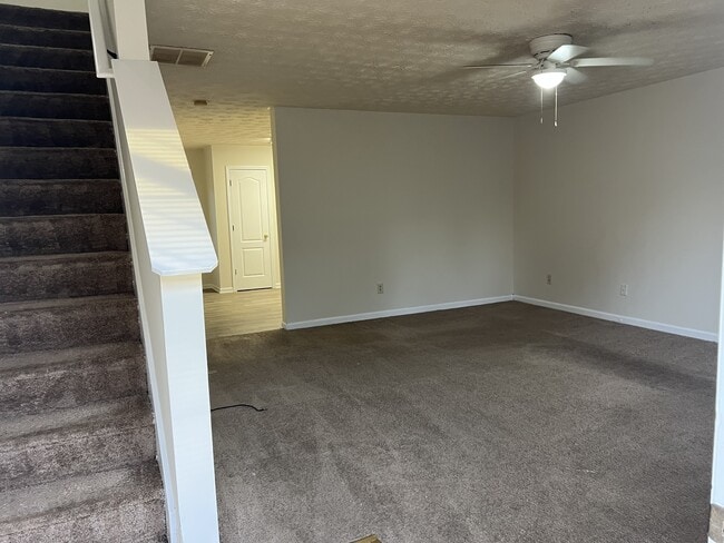 Photo - 2942 Fields Dr