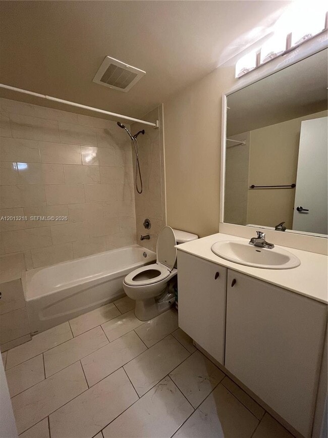 Photo - 2740 SW 28th Terrace