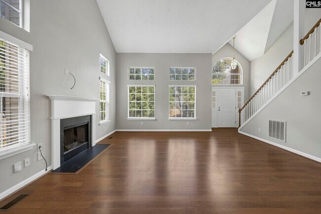 Photo - 26 Groves Wood Ct