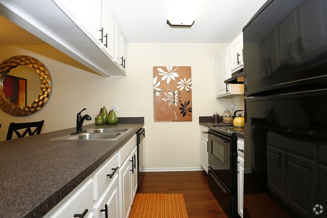 2BR - Kitchen