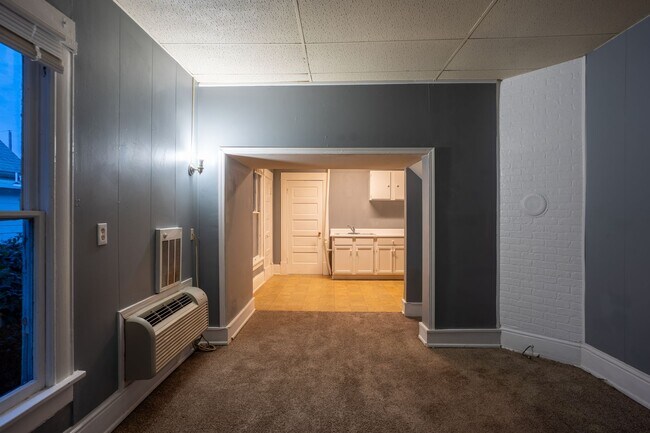 Photo - 326 S Exposition St Unit 1/2