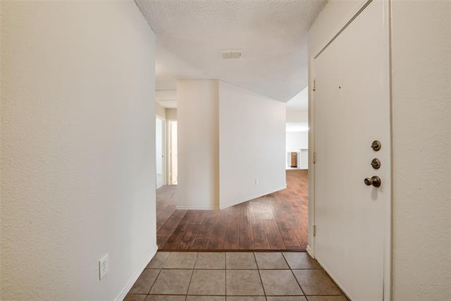 Photo - 1629 Thornhill Ln