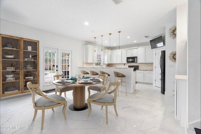 Photo - 3161 Double Oaks Dr