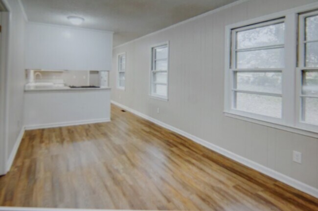 Photo - 2475 Drexel Dr