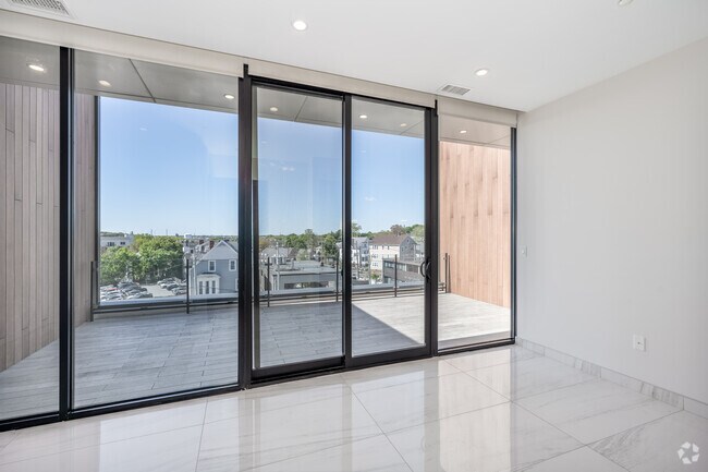 1BR, 1BA - 988SF - Bedroom