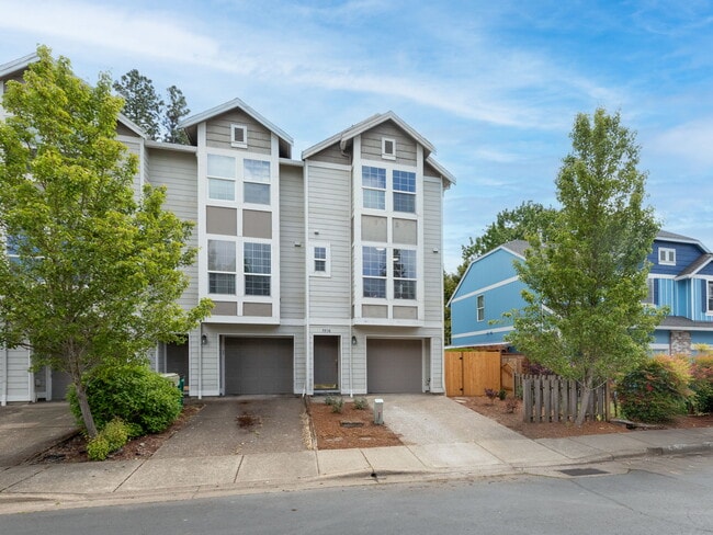 Photo - 3938 SW 182nd Pl Townhome