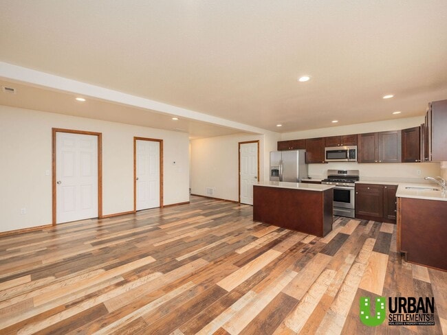 Photo - 5517-5519 E 14th Ave Unit 5517
