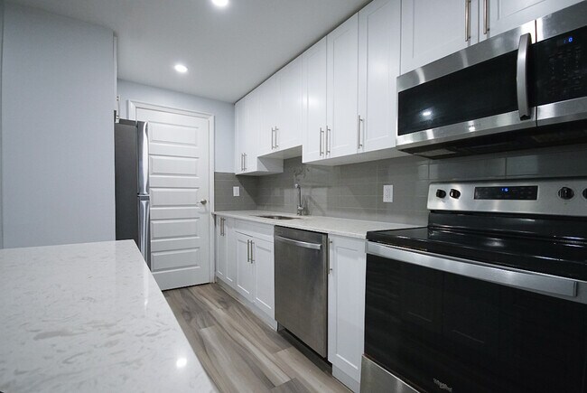 Photo - 581 Strasburg Rd Unit 103